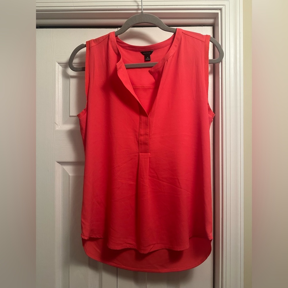 Ann Taylor Vibrant Coral Sleeveless Blouse Size M